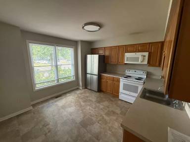 Main picture of 108 Pipers Pl