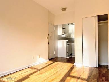 Main picture of 333 E 84th St