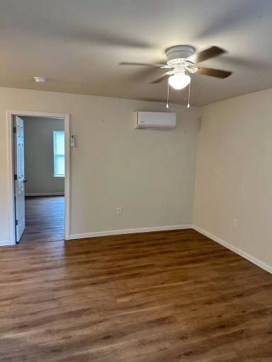 Main picture of 719 Brookside Dr