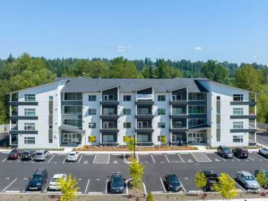 Main picture of 2401 Lake Dr