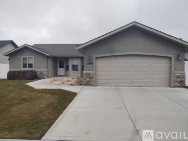Main picture of 1080 Terra Ave