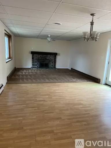 Main picture of 2 Sherwood Dr