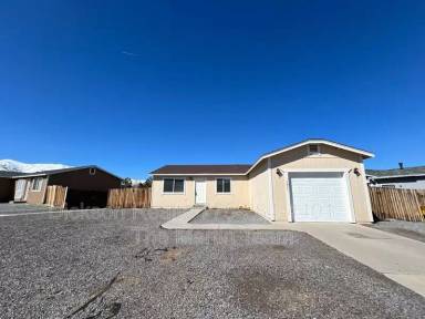 Main picture of 13405 Mount Lassen St
