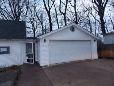 Main picture of 11292 Lagrange Rd