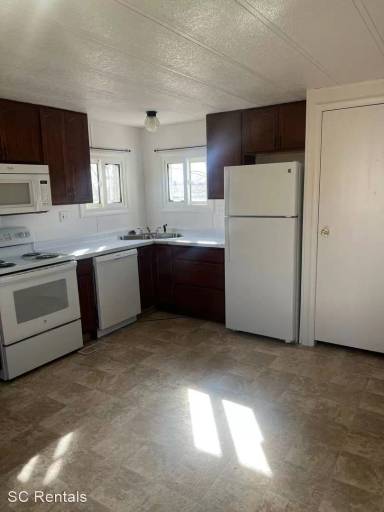 Main picture of 40901 County Road 27
