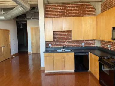 Main picture of 1324 Washington Ave