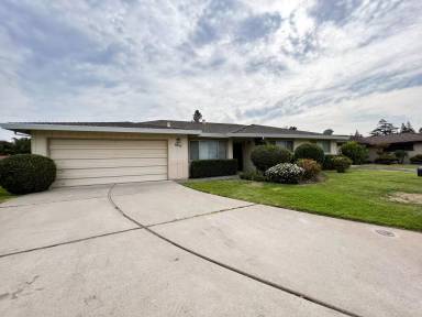 Main picture of 6821 Gloria Dr