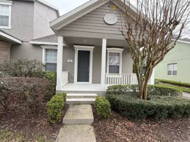 Main picture of 14424 Clarkson Dr