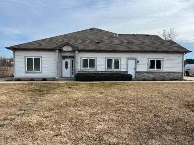 Main picture of 1325 S Sunnyslope Dr