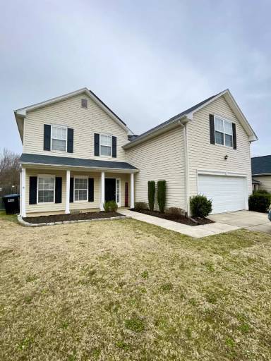 Main picture of 12 Hartwell Dr
