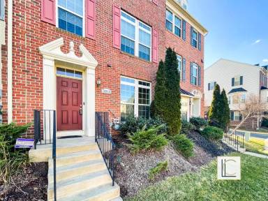 Main picture of 3815 Hansberry Ct NE