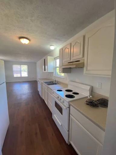Main picture of 410 N Jefferson St