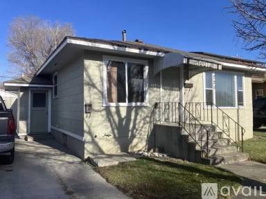 Main picture of 725 Broadwater Ave