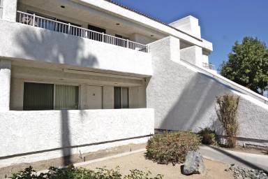Main picture of Candlewood Villas