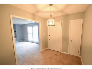 Main picture of 7700 Bond Ct