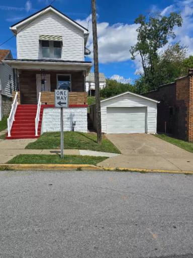 Main picture of 523 Logan Ave