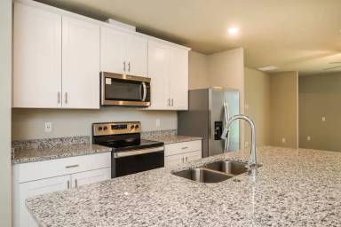 Main picture of 5261 Luke Hammock St