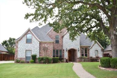 Main picture of 3229 Fannin Ln