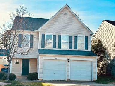 Main picture of 1532 Pebble Ridge Dr