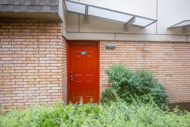 Main picture of 5506 Grover Ave