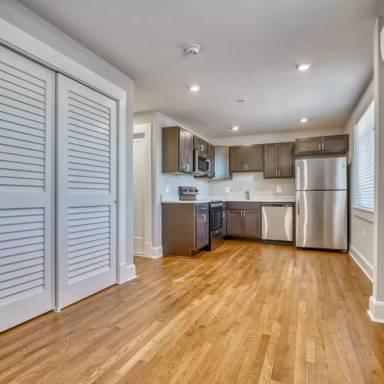Main picture of 3100 Greenmount Ave