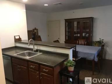 Main picture of 242 Main St