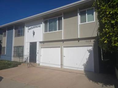 Main picture of 1525 E 2nd St
