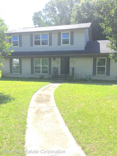 Main picture of 13102 Hermitage Rd