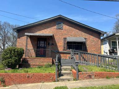 Main picture of 350 14th Ct N