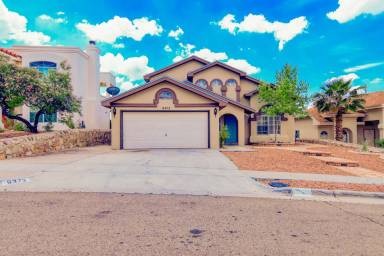 Main picture of 6372 Franklin Ridge Dr