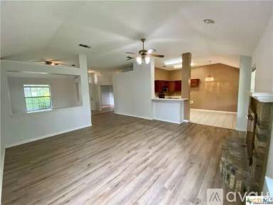 Main picture of 409 Arapaho Dr