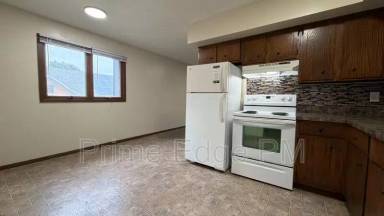 Main picture of 2532 T St