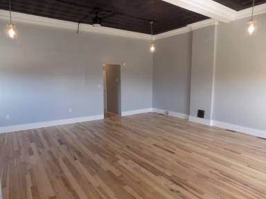 Main picture of 838 Ridge Ave