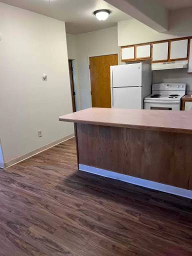Main picture of 305 46th Street North - 207