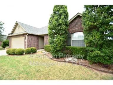 Main picture of 12527 S Cedar Ave