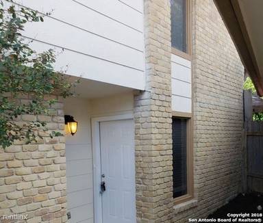 Main picture of 4010 High Ridge Cir