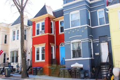 Main picture of 742 Harvard St NW