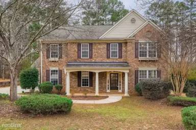 Main picture of 360 Ridgewood Dr
