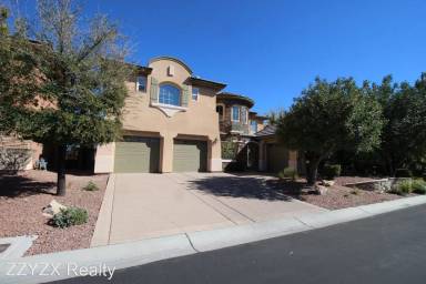 Main picture of 316 Lorelei Rock St