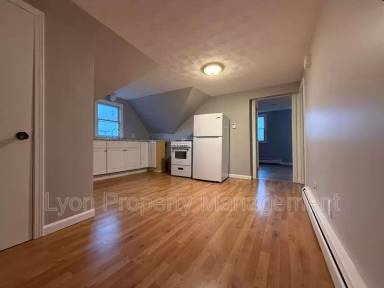 Main picture of 26 Carlton Ave