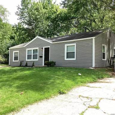 Main picture of 9810 Vickie Pl