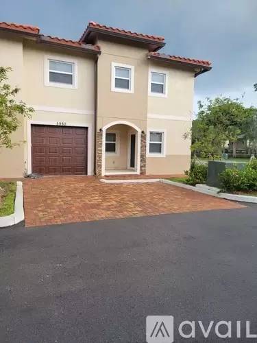 Main picture of 5982 NW 94th Ave