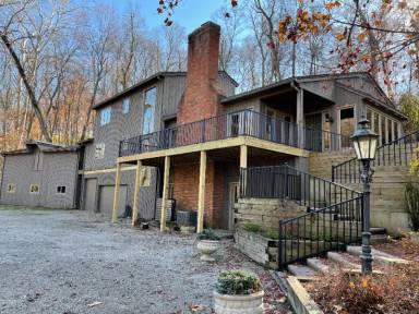 Main picture of 3400 Woodside Rd