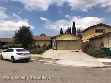 Main picture of 715 Rena Dr