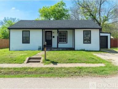 Main picture of 3910 Henderson St