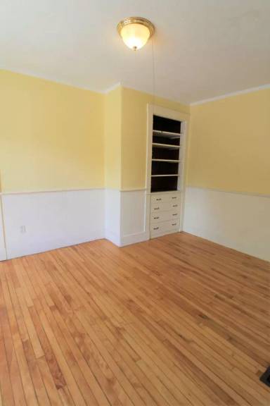 Main picture of 22 Plummer St