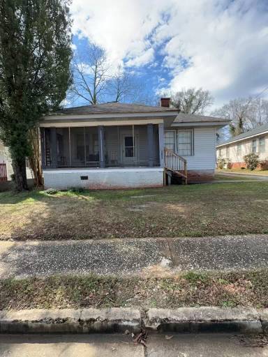Main picture of 930 E Whitner St