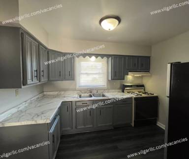 Main picture of 2452 Pierce St