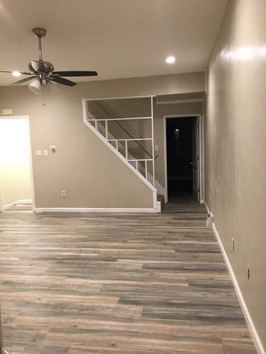 Main picture of 4743 Liberty Ave