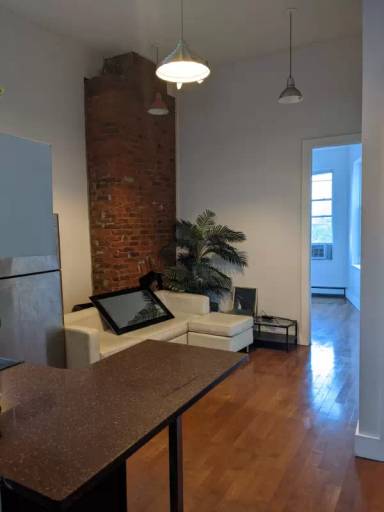 Main picture of 1285 Jefferson Ave